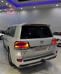 تويوتا لاندكروزر